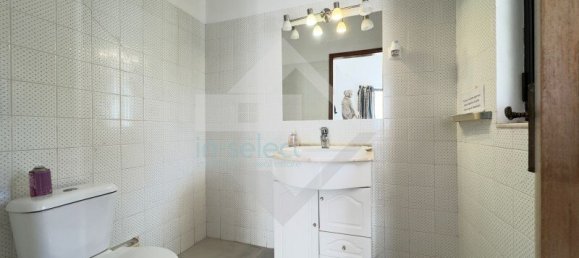 4 bedrooms Villa in Faro, Portugal No. 195015 7