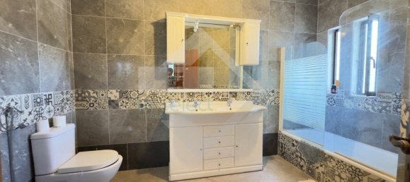 4 bedrooms Villa in Faro, Portugal No. 195015 21