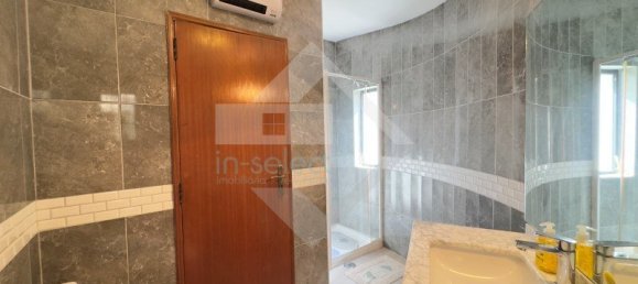 4 bedrooms Villa in Faro, Portugal No. 195015 9