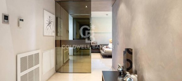 5 rooms Villa in Mezzago, Italy No. 30553 2