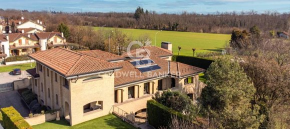 5 rooms Villa in Mezzago, Italy No. 30553 16