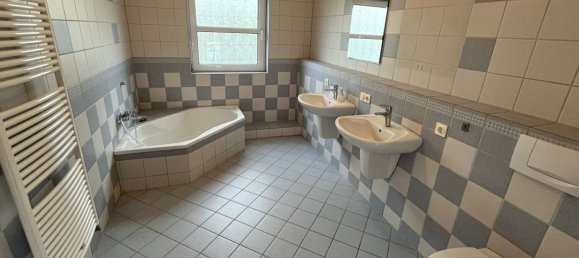 4 غرف نوم تاون هاوس في Zweibrucken, Germany رقم 39022 12