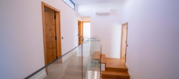 5 bedrooms Villa in Quarteira, Portugal No. 33043 19