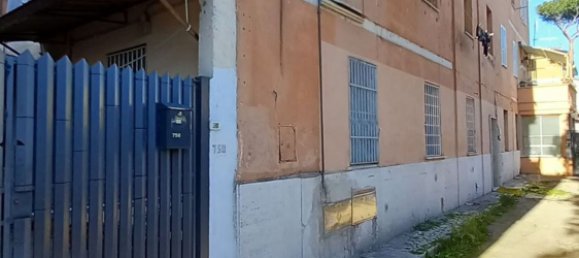 2 rooms Apartment in Rome, Italy No. 190565 3