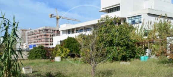  Land in Lisbon, Portugal No. 92505 7