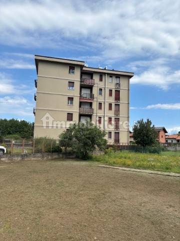 Apartamento de 2 dormitorios en Giussano, Italy No. 291385