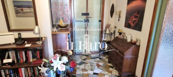 4 Schlafzimmer Wohnung in Campi Bisenzio, Italy, Nr. 363875 7