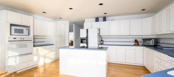 6 غرف نوم منزل في British Columbia, Canada رقم 1228 7