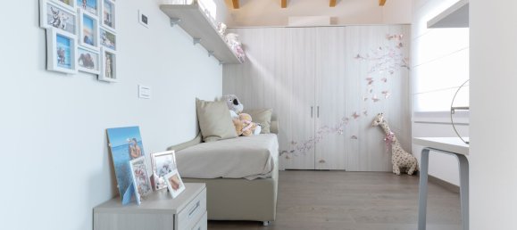 Villa de 5 habitaciónes en Lainate, Italy No. 22911 43