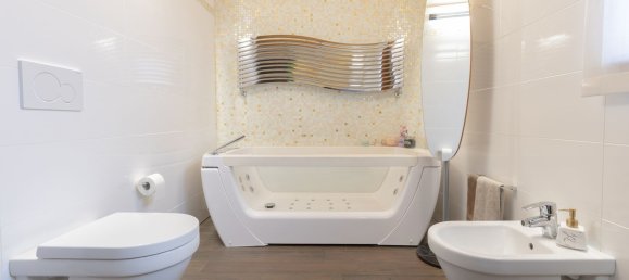 Villa de 5 habitaciónes en Lainate, Italy No. 22911 20