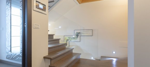 Villa de 5 habitaciónes en Lainate, Italy No. 22911 46