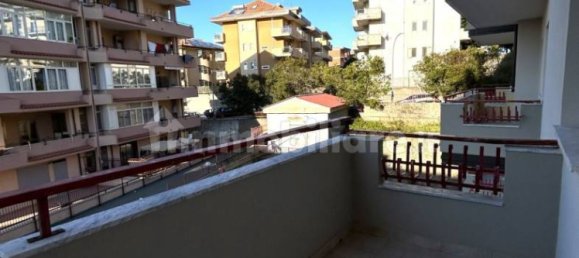 3 chambres Appartement à Vibo Valentia, Italy No. 39186 41