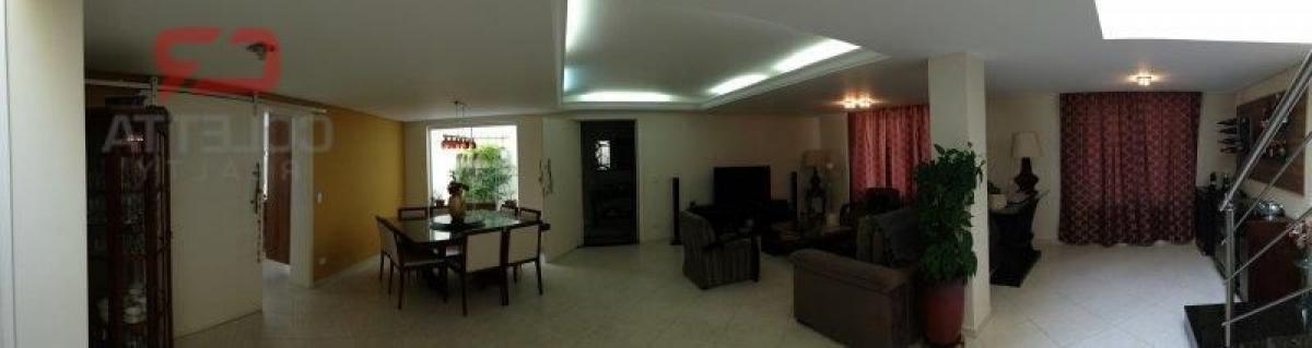 Casa de 4 dormitorios en Sao Paulo, Brazil No. 456375