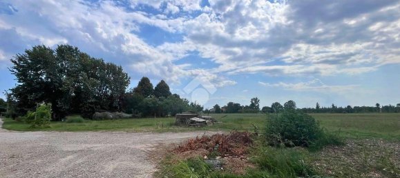 1350m² Warehouse in Molinella, Italy No. 298111 13