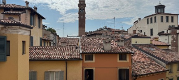 3 Schlafzimmer Wohnung in Verona, Italy, Nr. 352957 21