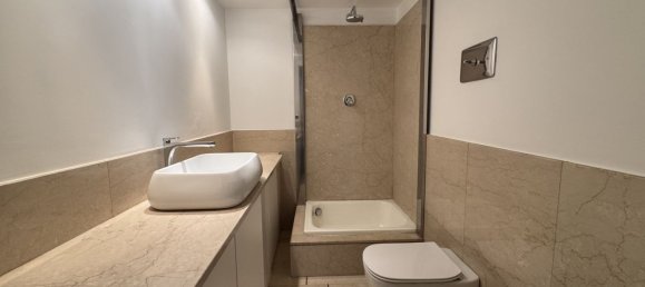 3 Schlafzimmer Wohnung in Verona, Italy, Nr. 352957 27