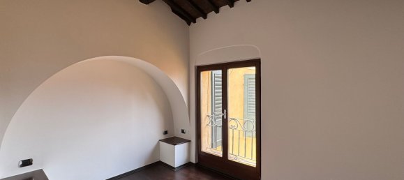 3 Schlafzimmer Wohnung in Verona, Italy, Nr. 352957 17
