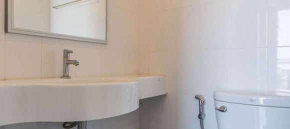 Apartamento com 2 quartos em condomínio em Suan Luang, Thailand N.º 9603 8