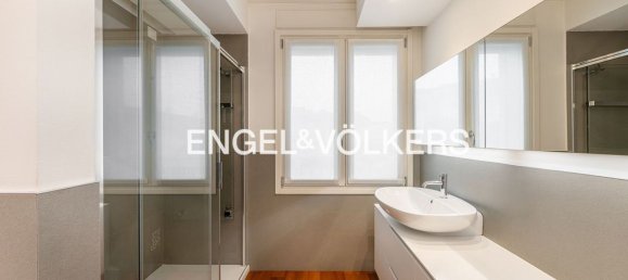 Apartamento de 5 divisões em Seregno, Italy N.º 64701 16