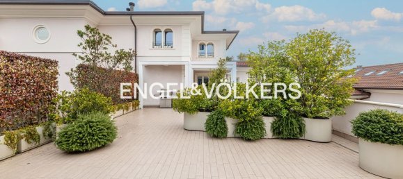 Apartamento de 5 divisões em Seregno, Italy N.º 64701 21