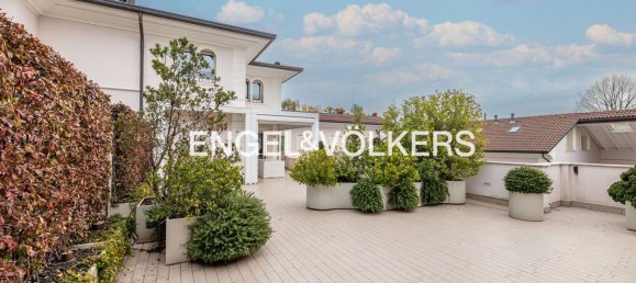 Apartamento de 5 divisões em Seregno, Italy N.º 64701 3