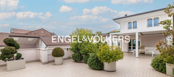 Apartamento de 5 divisões em Seregno, Italy N.º 64701 22