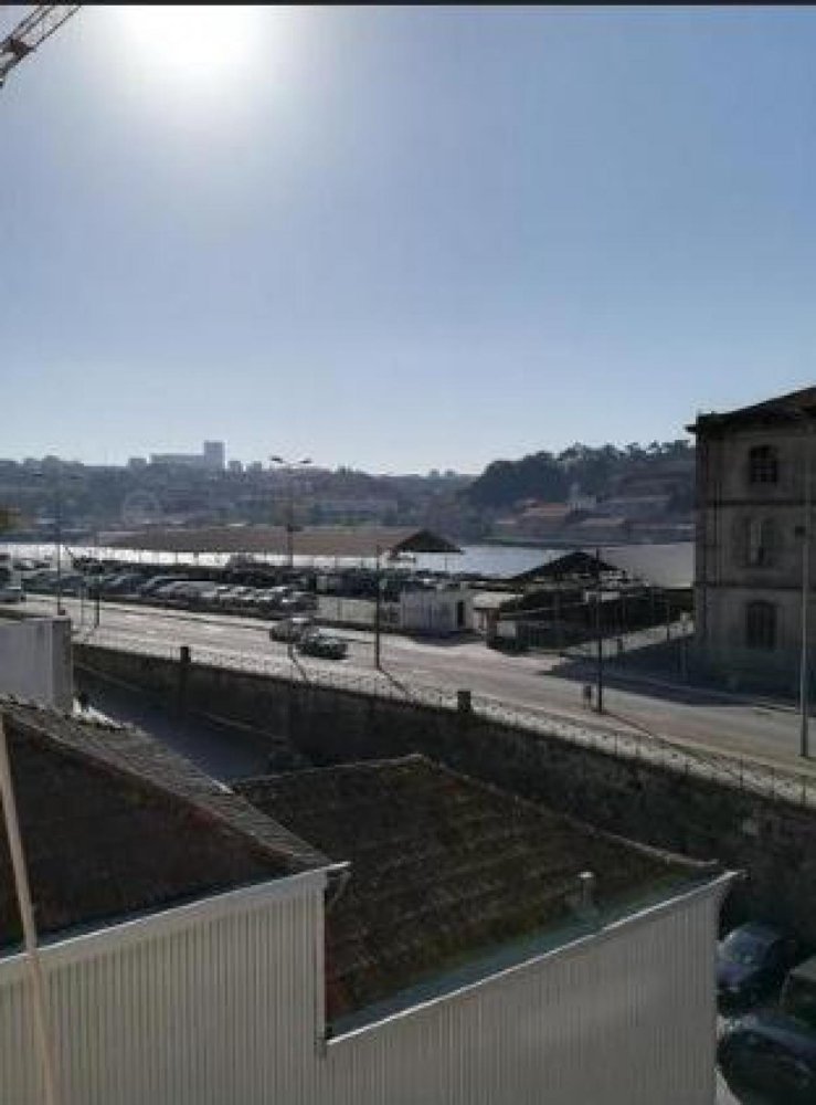 4 Schlafzimmer Wohnung in Porto, Portugal, Nr. 3898