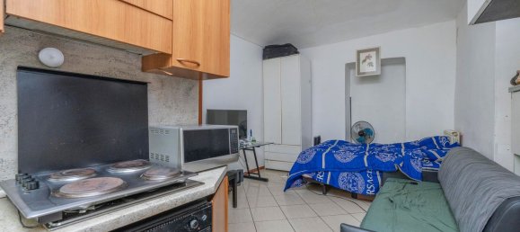 Studio in Turin, Italy No. 163531 15