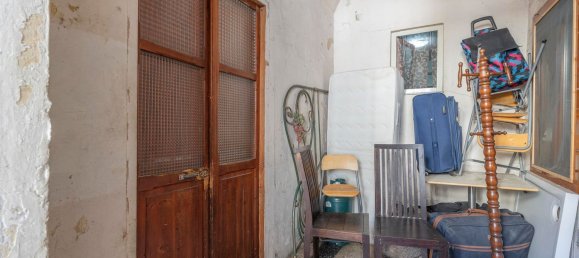 Studio in Turin, Italy No. 163531 21