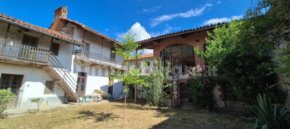 3 bedrooms House in Frossasco, Italy No. 133537 8