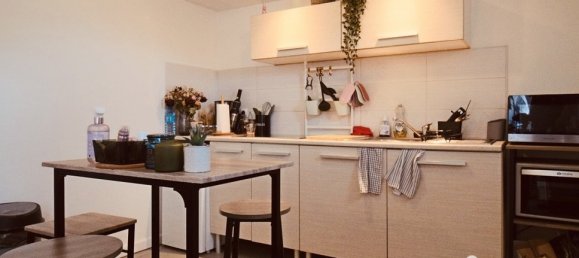 171m² Building in Eybens, France No. 240076 3