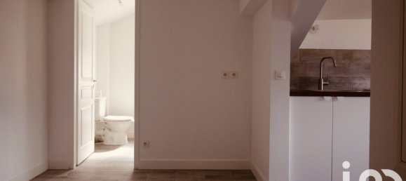 171m² Building in Eybens, France No. 240076 8