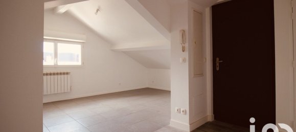 171m² Building in Eybens, France No. 240076 9