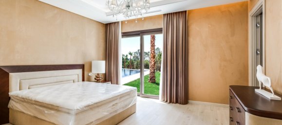 5 bedrooms Villa in Marbella, Spain No. 114056 22