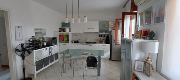 3 bedrooms Apartment in Foligno, Italy No. 344131 14