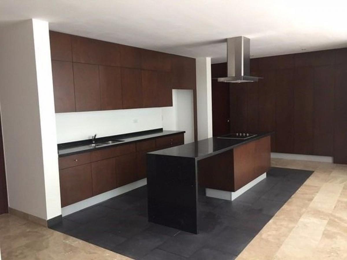Apartamento de 3 dormitorios en Mérida, Mexico No. 21396