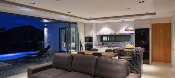 3 bedrooms Cafe / restaurant in Ko Samui, Thailand No. 6597 8