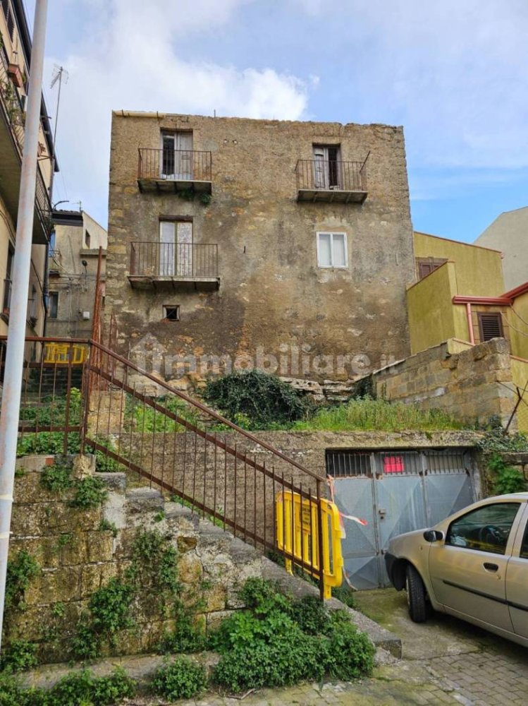 Casa de 5 divisões em Enna, Italy N.º 217837