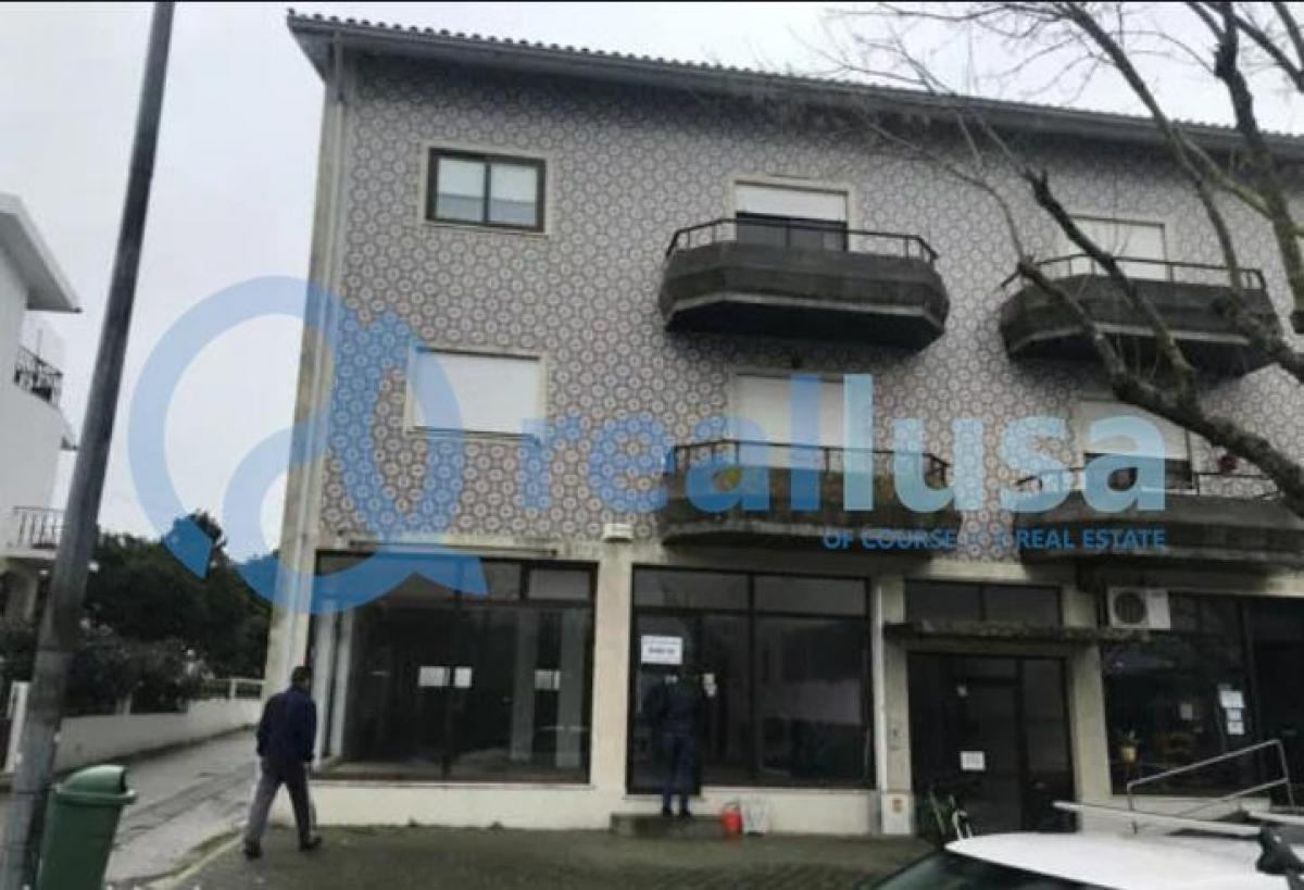 168m² Shop in Aveiro, Portugal No. 1835