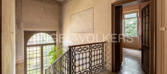 Вилла с 8 спальнями в Вилла Гуардия, Италия № 361911 18