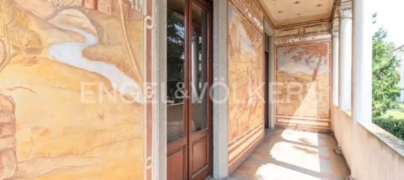 Вилла с 8 спальнями в Вилла Гуардия, Италия № 361911 2