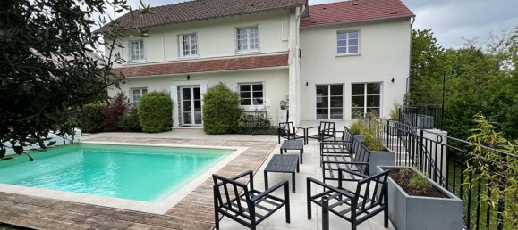 5 غرف نوم منزل في Pontoise, France رقم 185350 2
