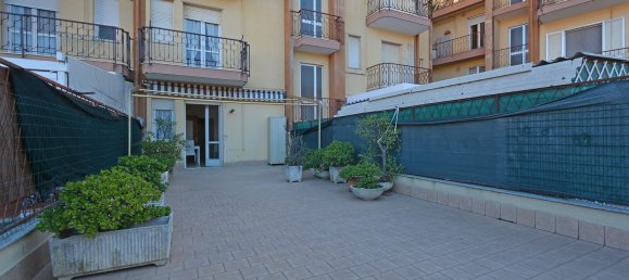 Studio in Albenga, Italy No. 170752 21