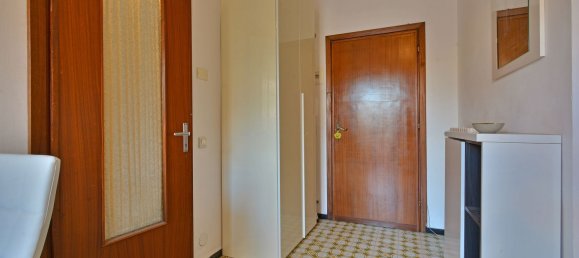 Studio in Albenga, Italy No. 170752 9