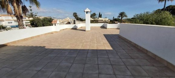 Casa de 3 dormitorios en La Zenia, Spain No. 183660 15