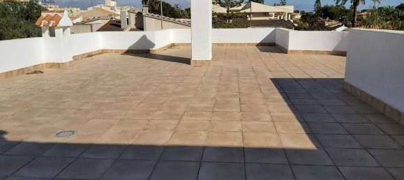 Casa de 3 dormitorios en La Zenia, Spain No. 183660 14