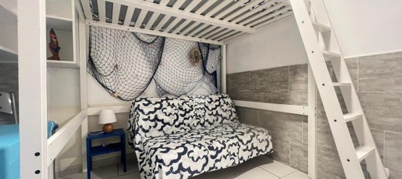 Studio in Naples, Italy No. 137038 12