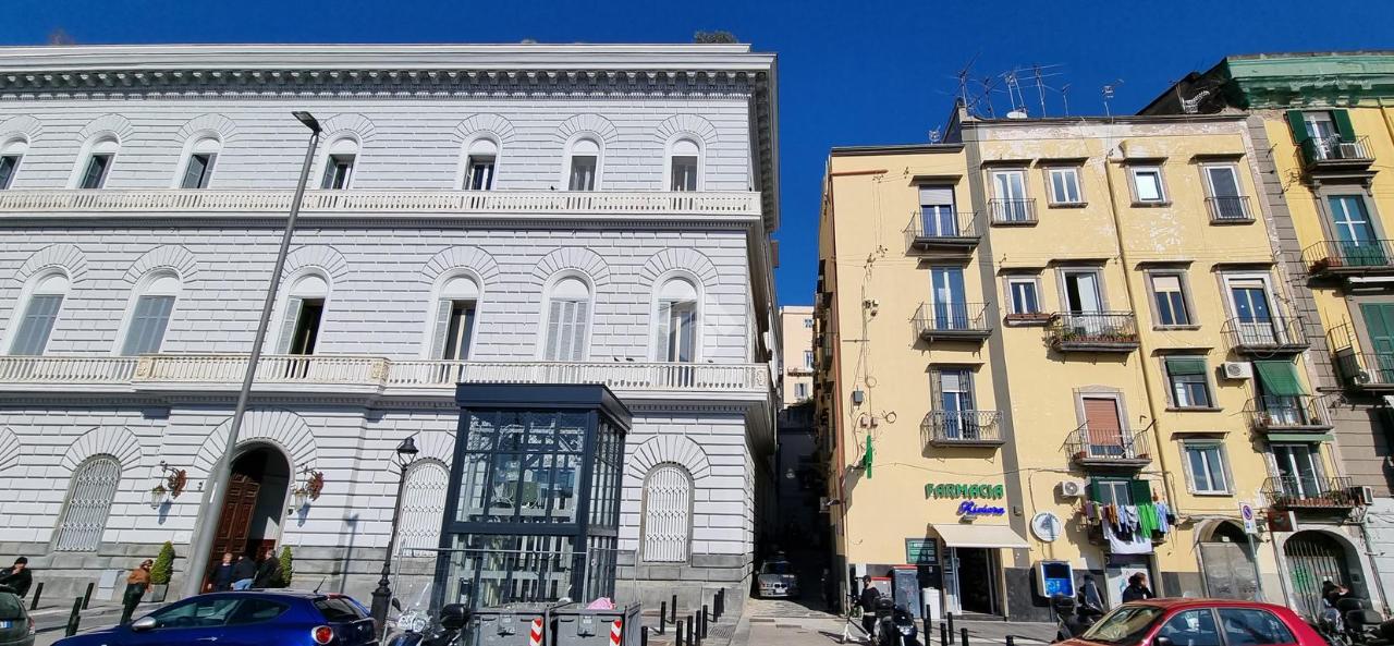Studio in Naples, Italy No. 137038