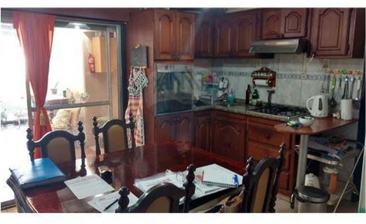 3 bedrooms House in General San Martin, Argentina No. 89367