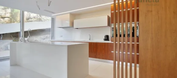 Casa de 4 dormitorios en Viana do Castelo, Portugal No. 144943 12